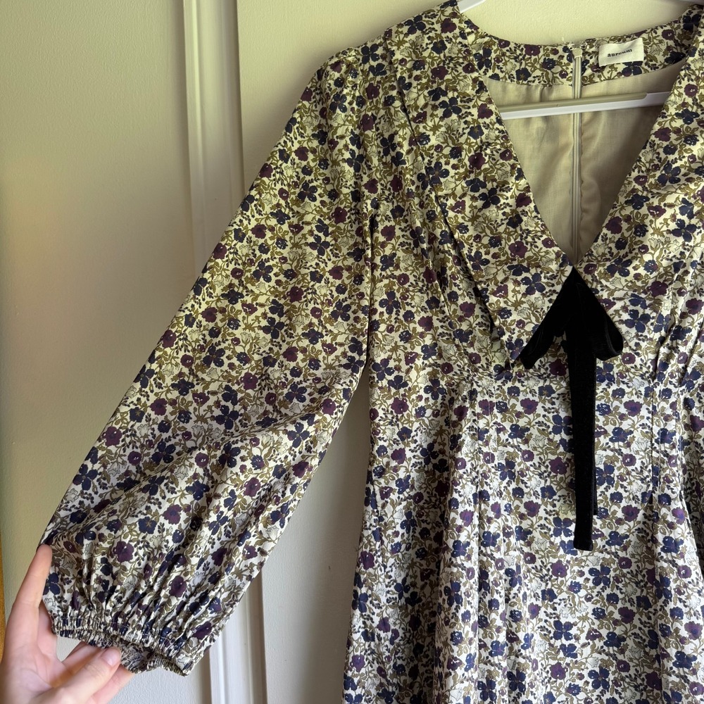 Aureum Floral Cotton V-Neck Mini Dress with Velvet Bow Purple Tan AD1744 Small - Picture 3 of 9